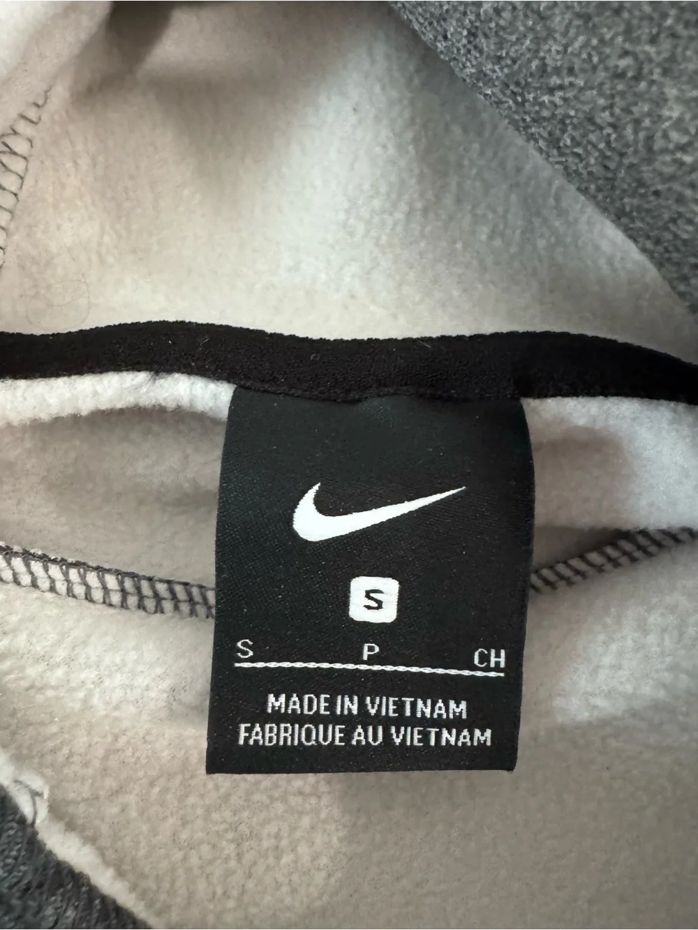 Nike Women’s Gray Hooded Sweatshirt with Contrast Lining